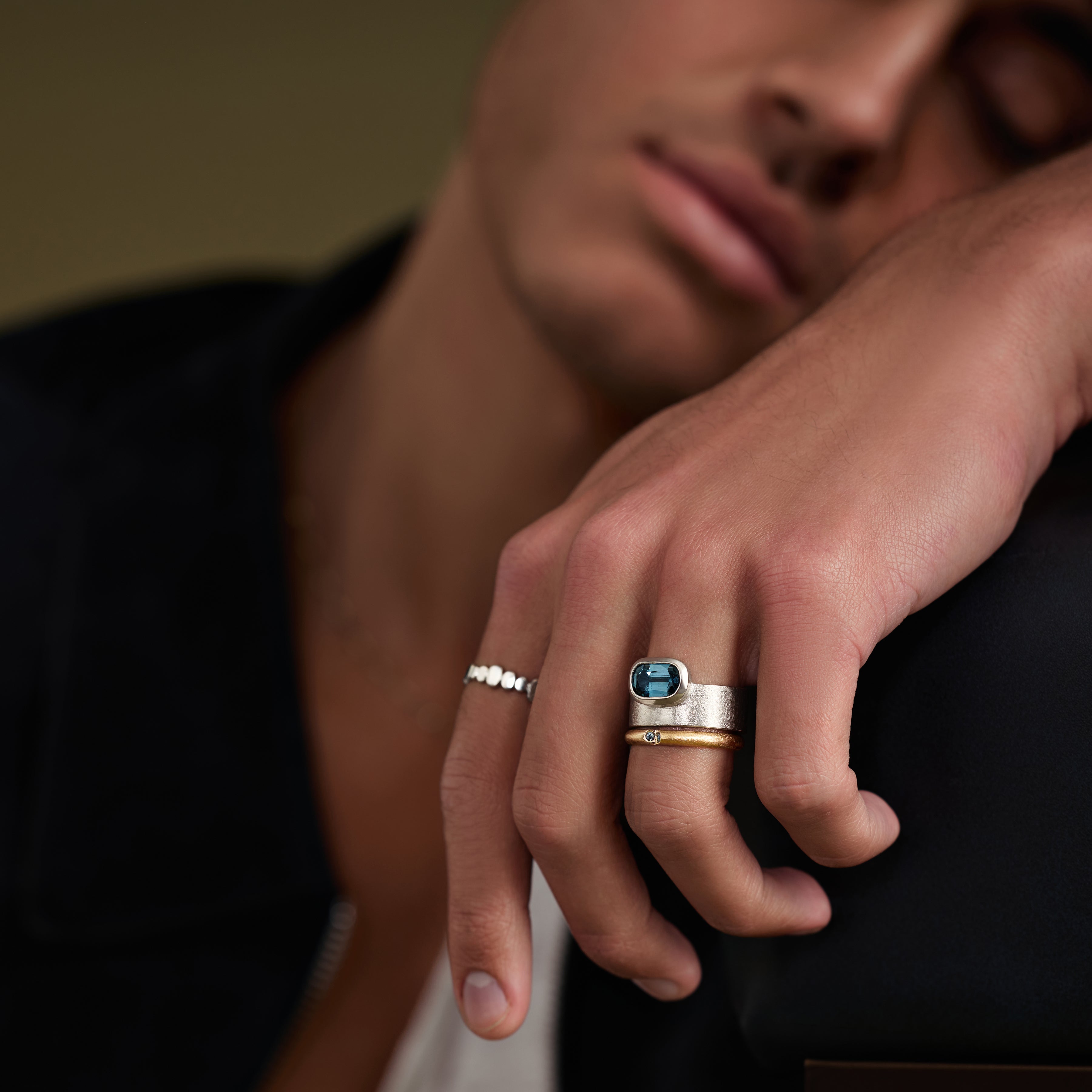 ECLIPSE: Wide Spinel Solitaire Band