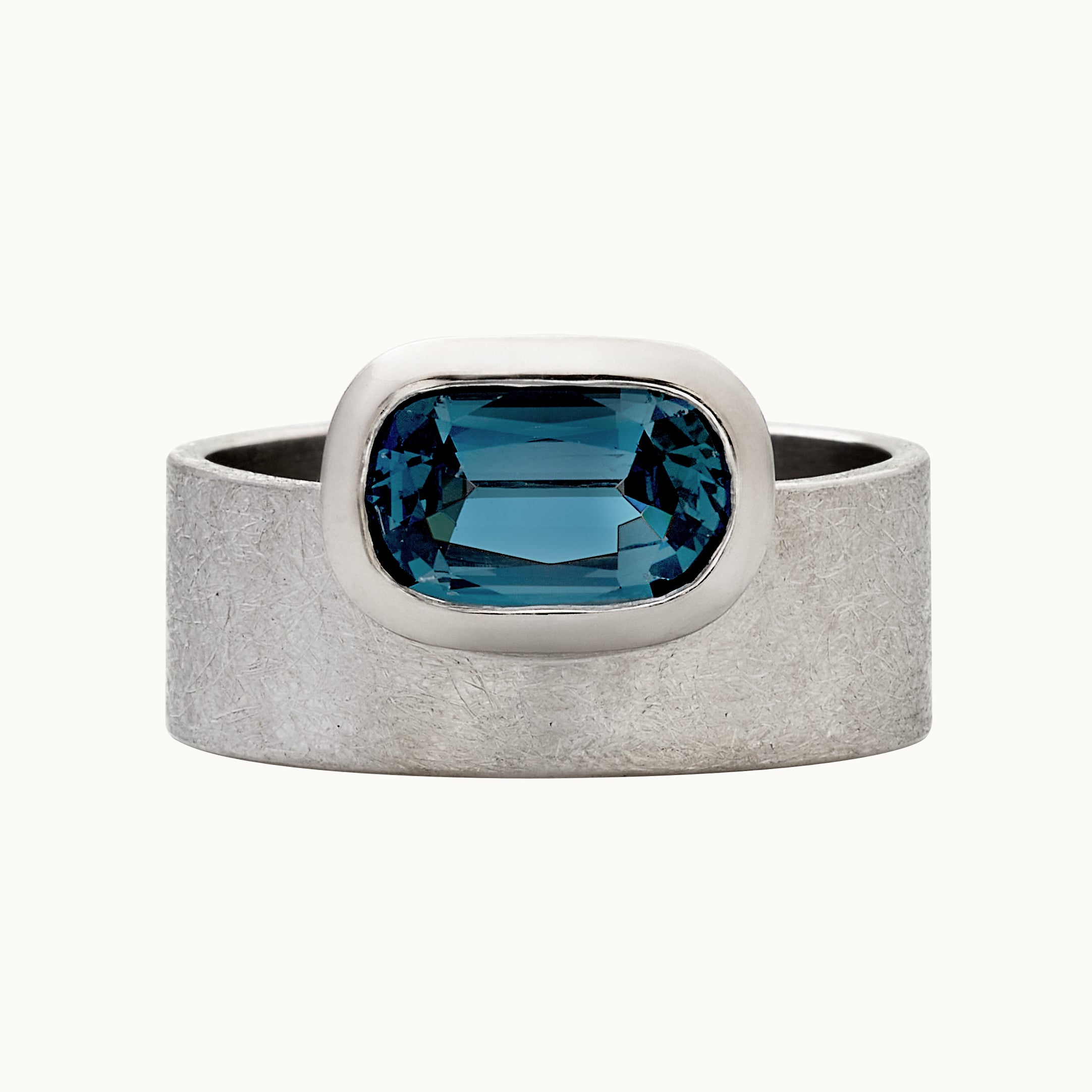 ECLIPSE: Wide Spinel Solitaire Band